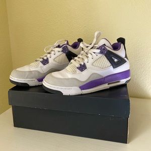 Air Jordan 4 Retro